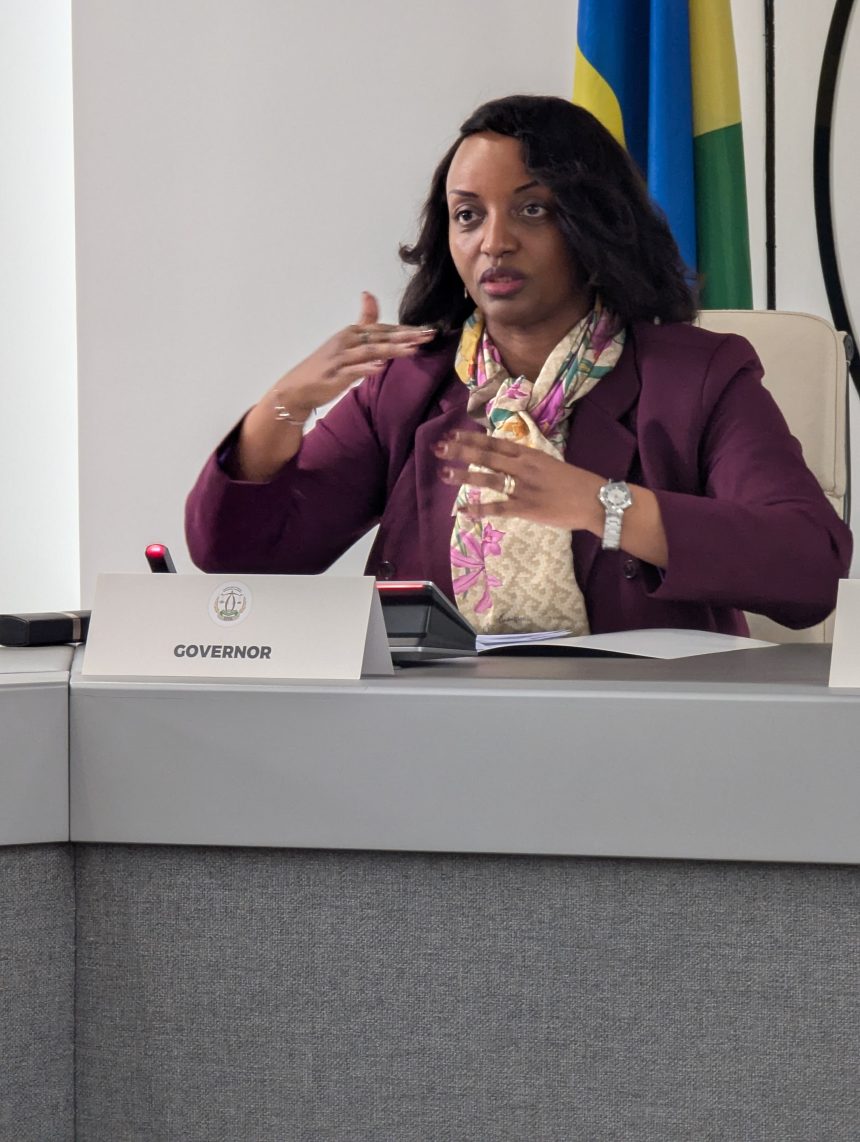 Banki Nkuru y’u Rwanda yakomeje kuba maso ku ngaruka z’ibibazo by’Isi ku bukungu